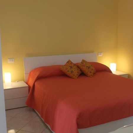 Camere Dieci Maggio- Beb Dory, Nemo, Guizzo Ponza Extérieur photo