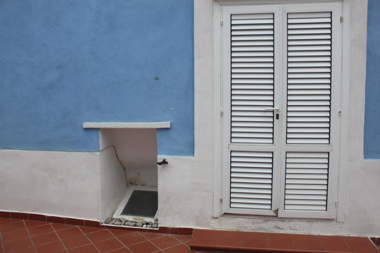 Camere Dieci Maggio- Beb Dory, Nemo, Guizzo Ponza Extérieur photo