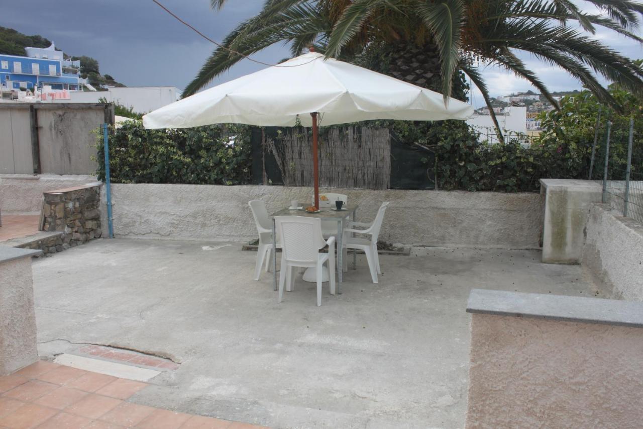 Camere Dieci Maggio- Beb Dory, Nemo, Guizzo Ponza Extérieur photo