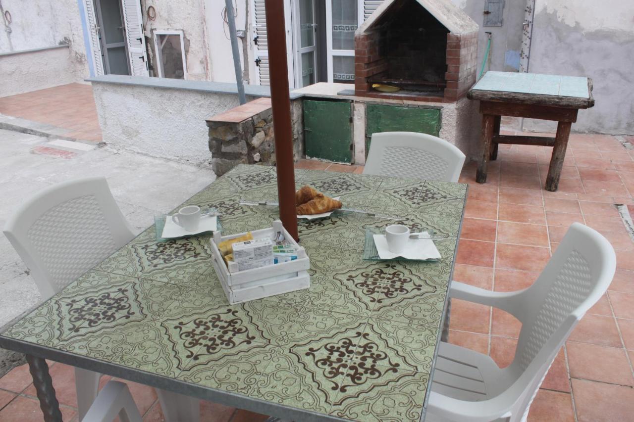 Camere Dieci Maggio- Beb Dory, Nemo, Guizzo Ponza Extérieur photo
