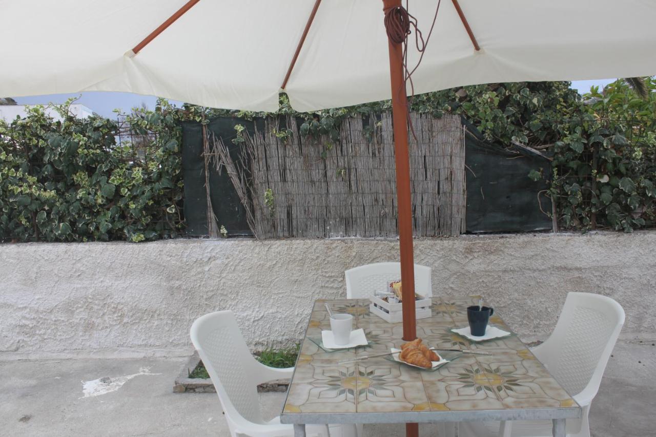 Camere Dieci Maggio- Beb Dory, Nemo, Guizzo Ponza Extérieur photo