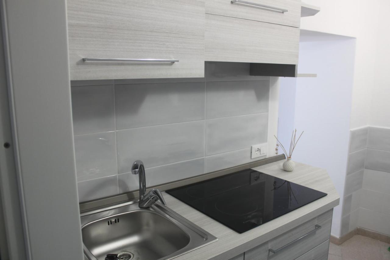 Camere Dieci Maggio- Beb Dory, Nemo, Guizzo Ponza Extérieur photo