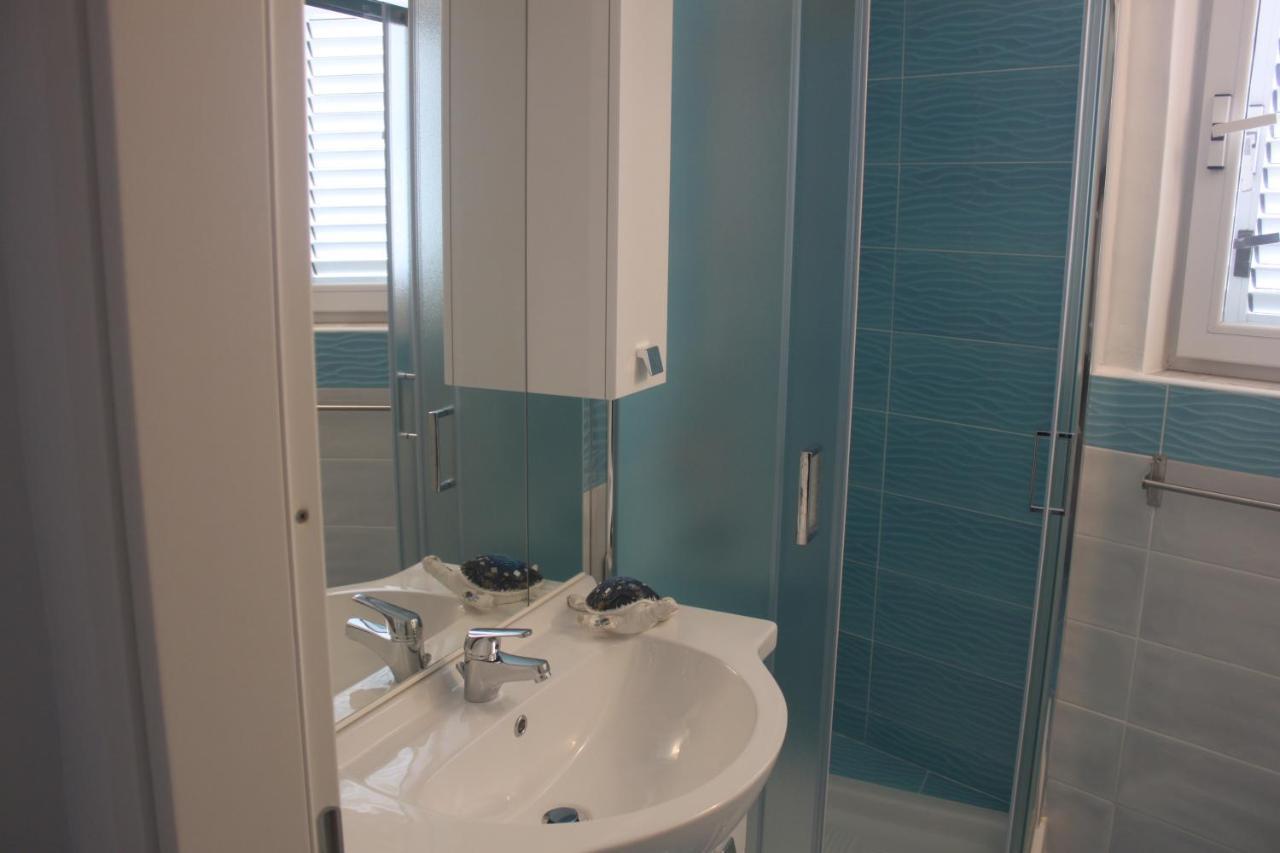 Camere Dieci Maggio- Beb Dory, Nemo, Guizzo Ponza Extérieur photo